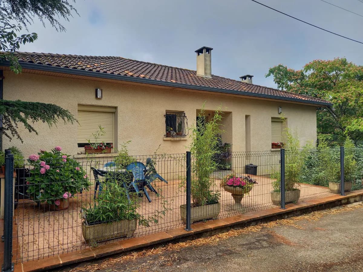 Chez Solange Pelrat à Durfort-Lacapelette, photo 6